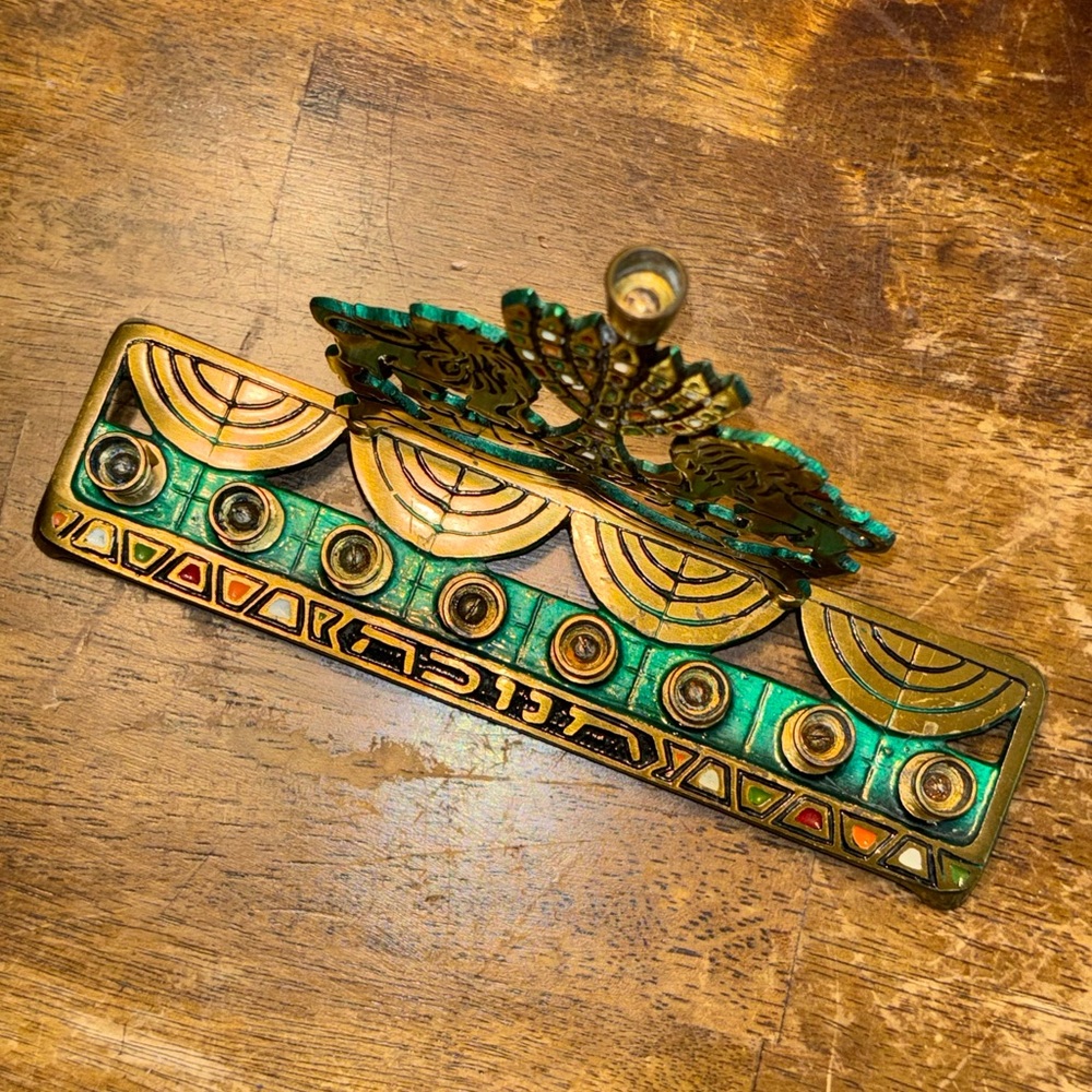 Vintage Hanukkah Menorah Lions Brass Metal Judaica Candle Holder Made in Israel - Picture 6 of 12